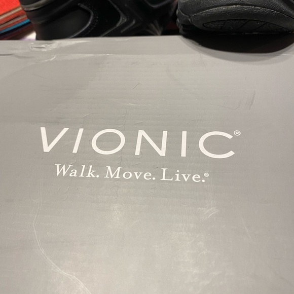 VIONIC 23MWALK SNEAKER size 8, black, NWT - Picture 6 of 12